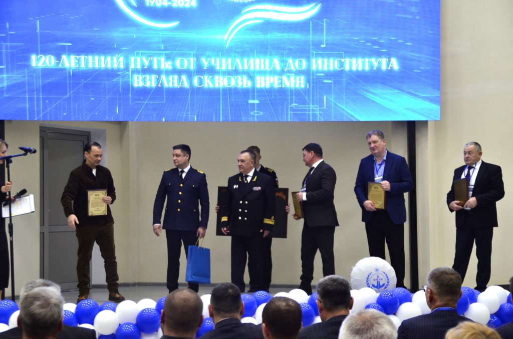 4POFTJ8EVp4.jpg